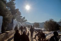 Unser Archivfoto (© Eurokinissi) entstand in einem Flüchtlingslager auf der Insel Samos.