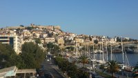 Das Foto (© GZ / Elisa Hübel) zeigt die Altstadt von dem nordgriechischen Kavala.