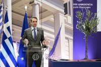 Unser Foto (© Eurokinissi) zeigt Premierminister Kyriakos Mitsotakis am Mittwoch (6.11.) im Außenministerium.