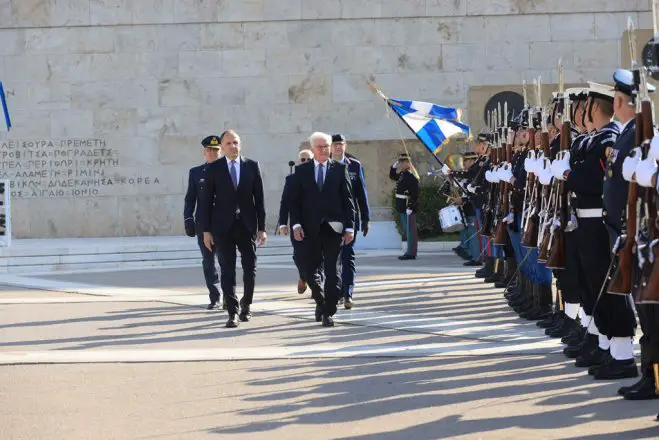 Unser Foto (© Eurokinissi) zeigt den deutschen Bundespräsidenten Frank-Walter Steinmeier am Mittwoch (30.10.) in Athen,