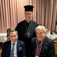 Ausgezeichnet mit dem „Preis Friedrich von Thiersch“ der AHEPA: Prof. Dr. Wassilios E. Fthenakis, Erzpriester Apostolos Malamoussis und MdL Dr. Ludwig Spaenle (v.l.n.r.; Foto: pr)