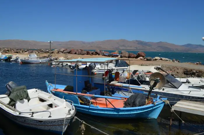 Unsere Fotos (© Griechenland Zeitung / Jan Hübel) entstanden auf der Insel Lesbos, die der Region Nordägäis angehört.