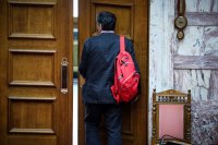 Unser Archivfoto (© Eurokinissi) zeigt Griechenlands Finanzminister Efklidis Tsakalotos im griechischen Parlament.