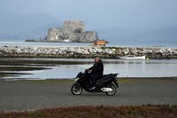 Foto (© Eurokinissi): Das Ebbe-Phänomen in der Stadt Nafplio der Region Argolis.