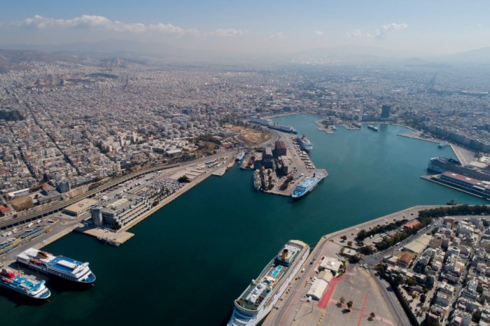 Foto (© Eurokinissi): Der Hafen von Piräus