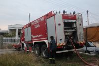 Großbrand in Papierfabrik bei Korinth