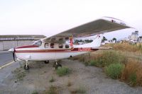 Unsere Archivfotos (© Eurokinissi) entstanden im Jahr 2001 bei Bauarbeiten auf dem Flughafen „Makedonia“ in Thessaloniki. 