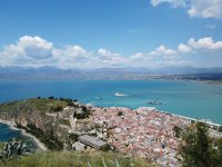 Foto (© Griechenland Zeitung / Leonie Mayer): Sommertag in Nafplio.