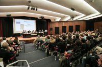 Das Archifoto (© Eurokinissi) entstand bei einer damaligen Veranstaltung im Gothe-Institut.