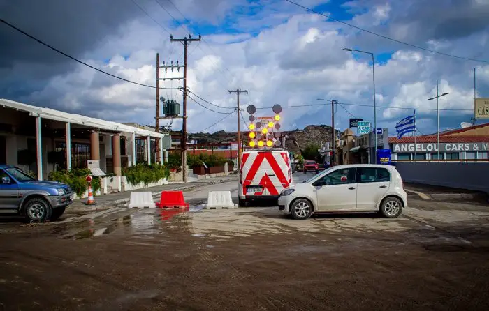 Unsere Fotos (© Eurokinissi) entstanden am Wochenende auf Rhodos und bei Thessaloniki.