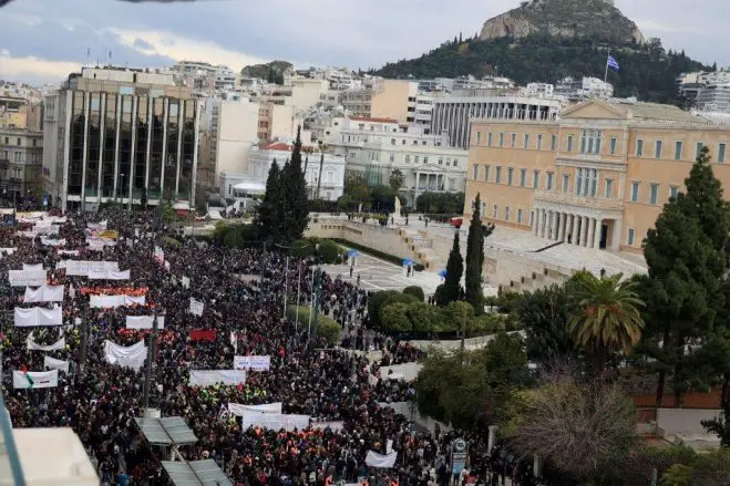 Griechenland geht auf die Barrikaden: Proteste auch im Ausland <sup class="gz-article-featured" title="Tagesthema">TT</sup>