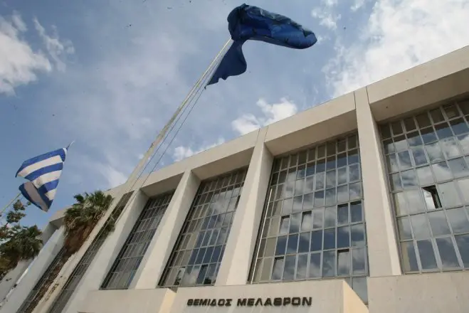 Unser Archivfoto (© Eurokinissi) entstand vor dem Gebäude des Landeshöchstgerichtes (Areopag) in Athen.