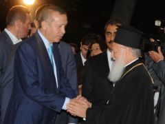 Unser Archivfoto (© Eurokinissi) entstand bereits 2011. Abgebildet sind Erdogan und Patriarch Bartholomäus