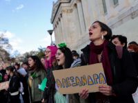 Frauen demonstrieren in Athen am Internationalen Frauentag. (Foto: ek/Archiv)